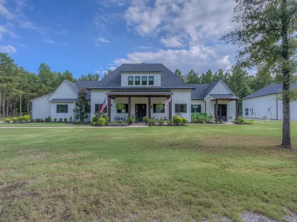 571 Linton Bellevue Rd, Benton, LA 71006