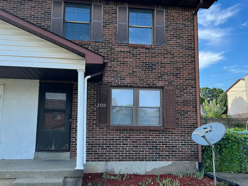 2733 Pioneer Ct
