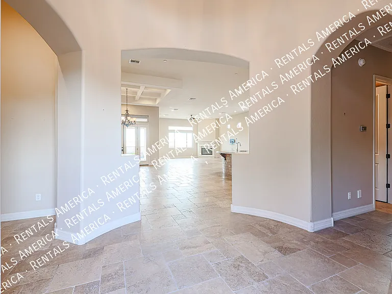 12439 E Lupine Ave — Photo 7