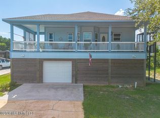 105 Hayden Ave, Pass Christian, MS 39571