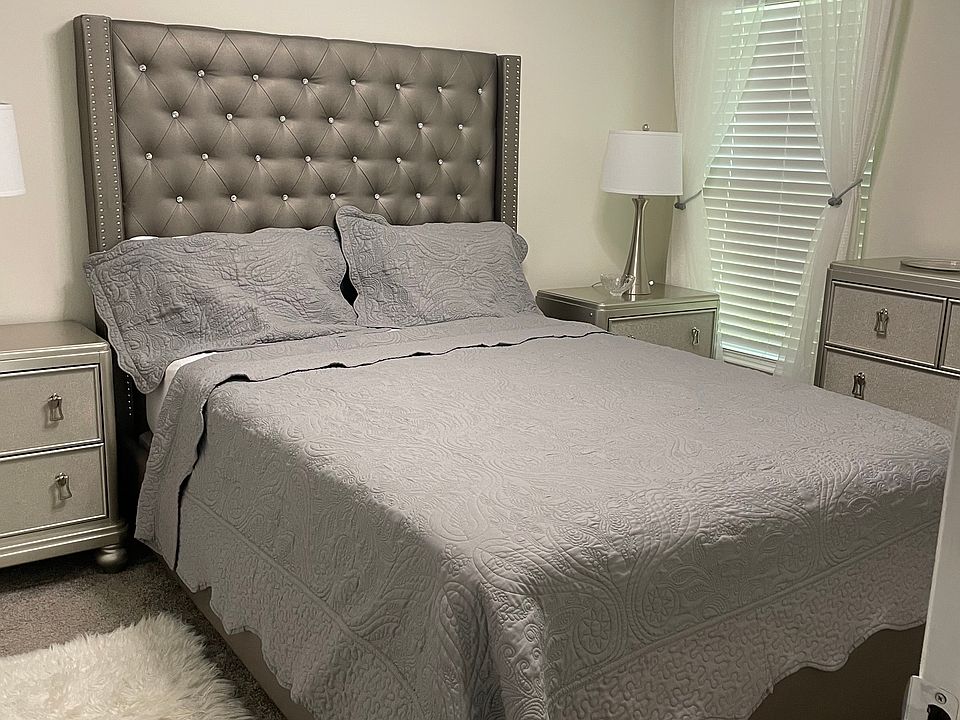 Fully Furnished Bedroom