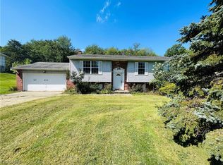 4115 Denise Dr, Ashtabula, OH 44004
