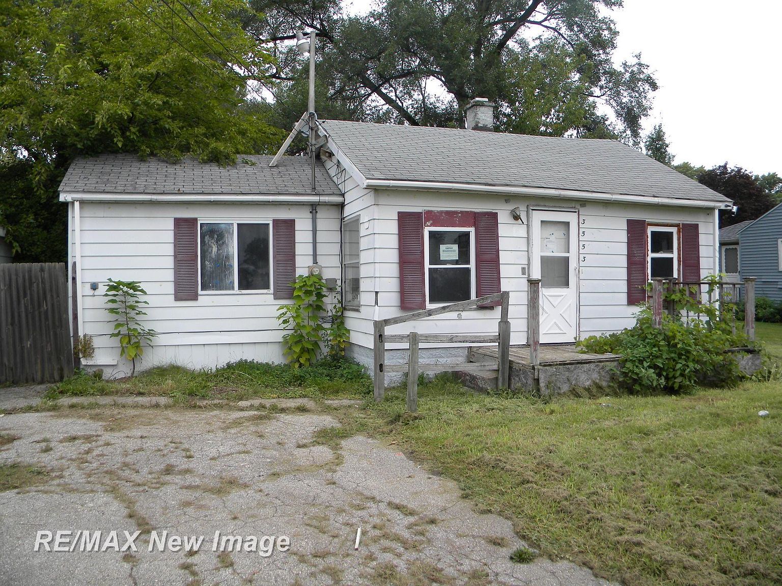 3553 N Monroe St, Carrollton, MI 48724 Zillow