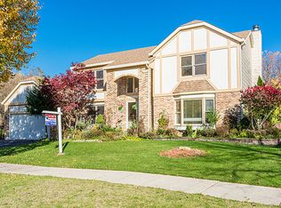 322 Twin Creeks Ct, Bolingbrook, IL 60440