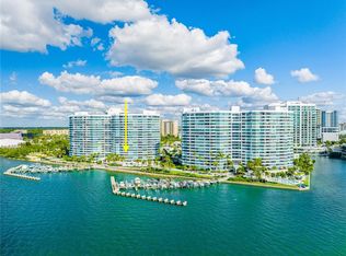 988 Boulevard Of The Arts APT 411, Sarasota, FL 34236
