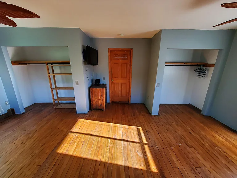 6632 Cedar Creek Rd — Photo 12