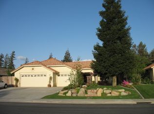 612 Boca Del Rio Dr, Bakersfield, CA 93314