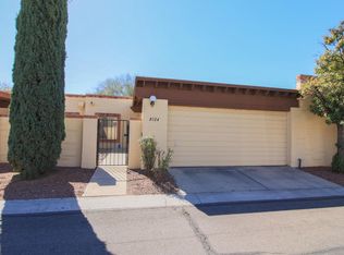 8124 E Rivenoak Dr, Tucson, AZ 85715