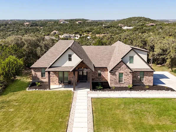 827 COUNTY ROAD 2801 E, Mico, TX 78056