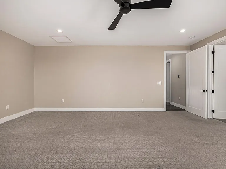 3821 E Devonshire Ave — Photo 72