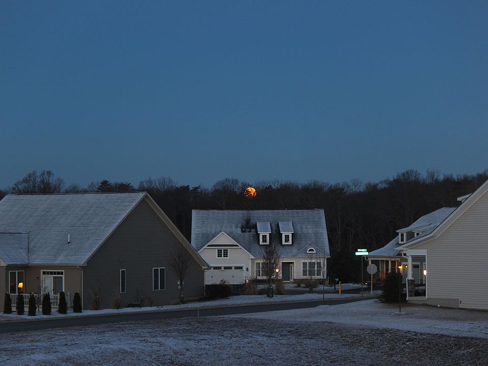 1st image of 104 Manahoac Ct