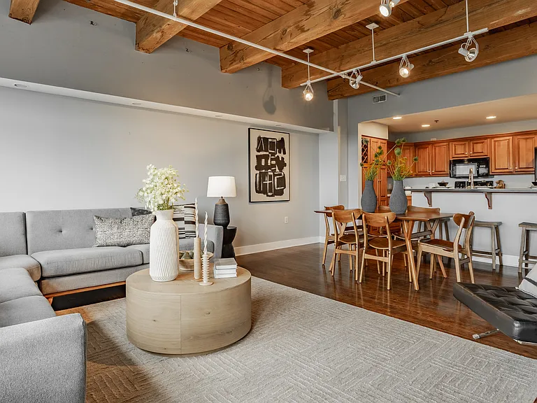 430 N Park Ave #504 — Photo 8