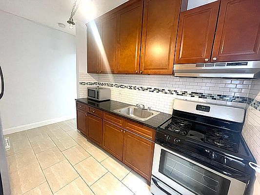 2nd image of 31-12 42nd St #10A