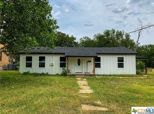 2417 Oak Dr, Gatesville, TX 76528