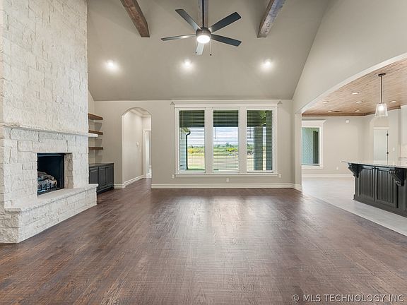 5th image of 14272 S Delaware Pl S