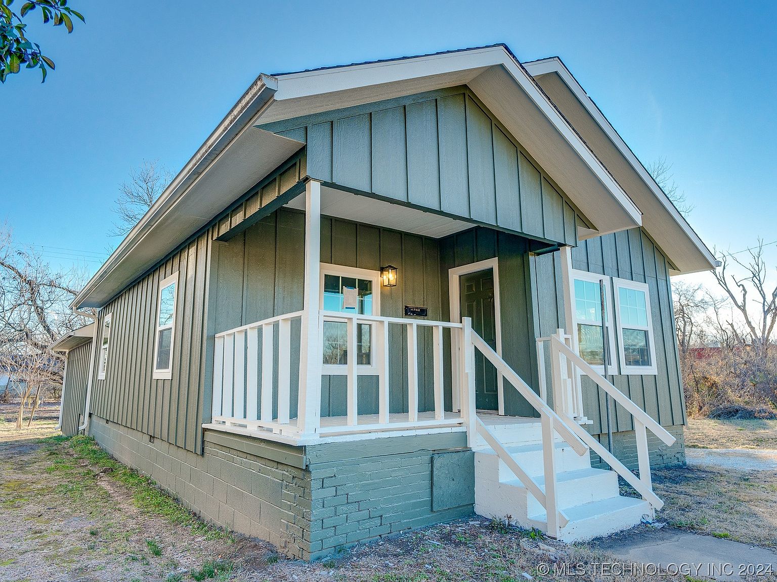413 E 14th St, Ada, OK 74820 | Zillow