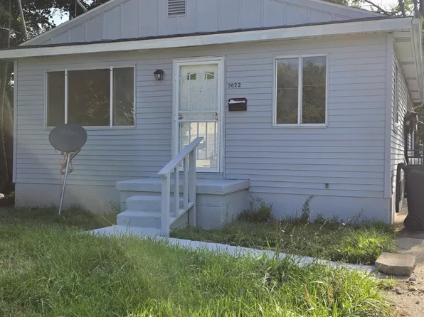 3022 Seneca St, Flint, MI 48504