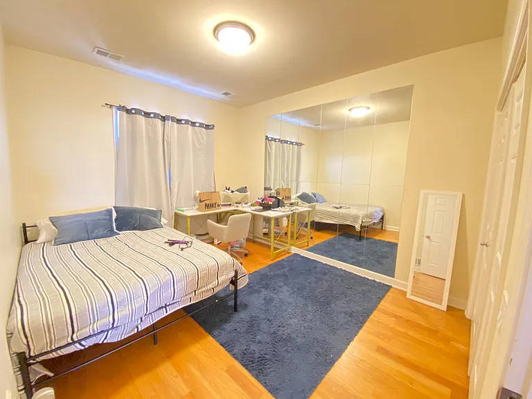 1655 S California Ave #4 — Photo 9