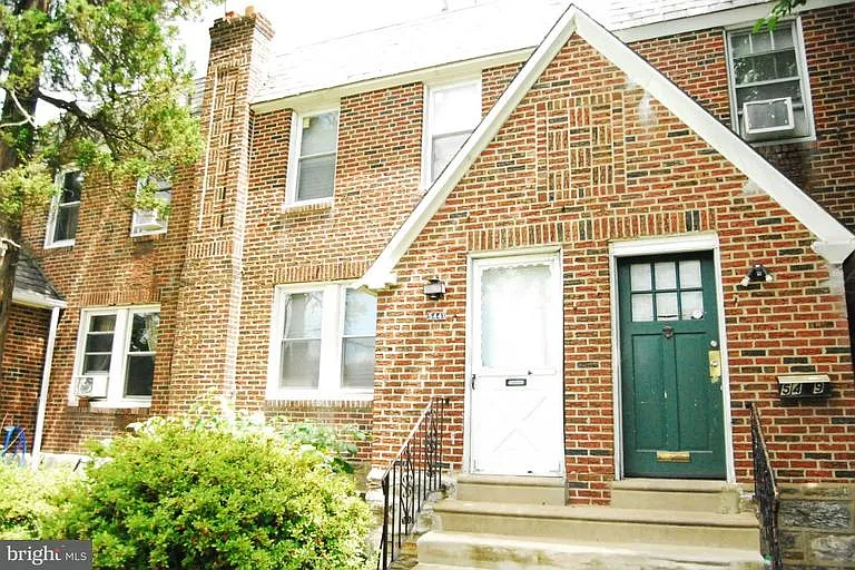 5441 Howland St photo 1