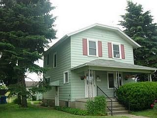 1st image of 36 Magnolia Ave