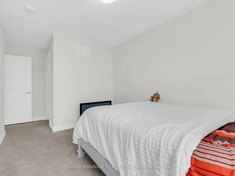 641 Leatherleaf Lndg — Photo 28