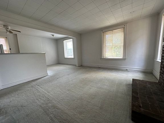 4th image of 213 S Aiken Ave #3
