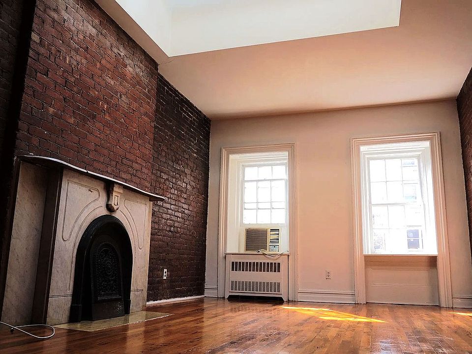 1st image of 351 W 22nd St #2
