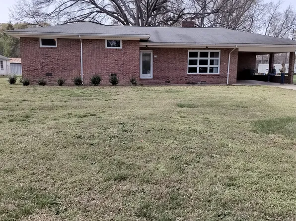 573 Lundquist Dr, Spartanburg, SC 29301