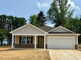 40 Gatehouse Pl, Charles Town, WV 25414
