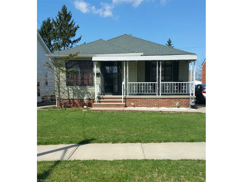 6294 Holburn Rd photo 1