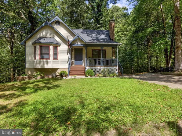 8533 Pine Blvd, Lusby, MD 20657
