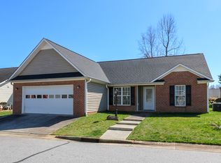 5200 Old Plantation Cir, Winston Salem, NC 27104