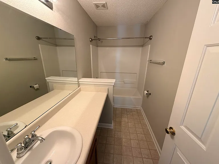 5 Redbrush Ct — Photo 27