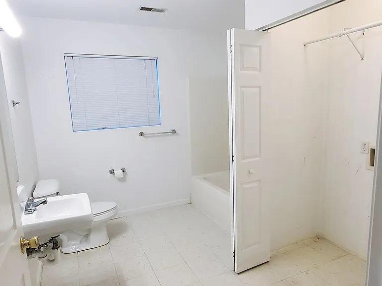 2228 Country View Dr #COUNTRY VIEW ESTATES — Photo 6