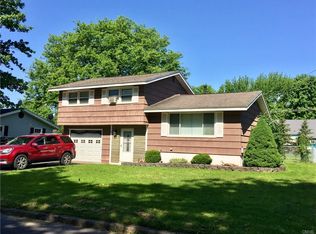 10 Ellen St, Fulton, NY 13069