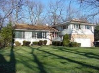 23W080 Mulberry Ln, Glen Ellyn, IL