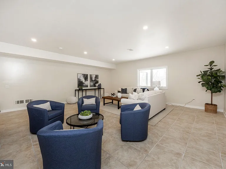115 Bullock Rd — Photo 35