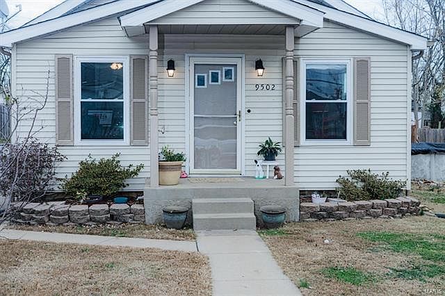 1st image of 9502 Longwood Ave