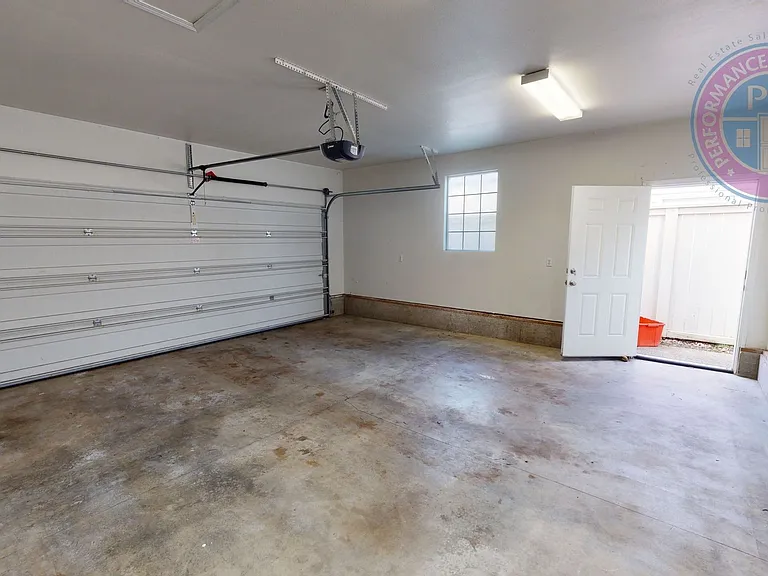 14439 SE Oregon Trail Dr — Photo 14