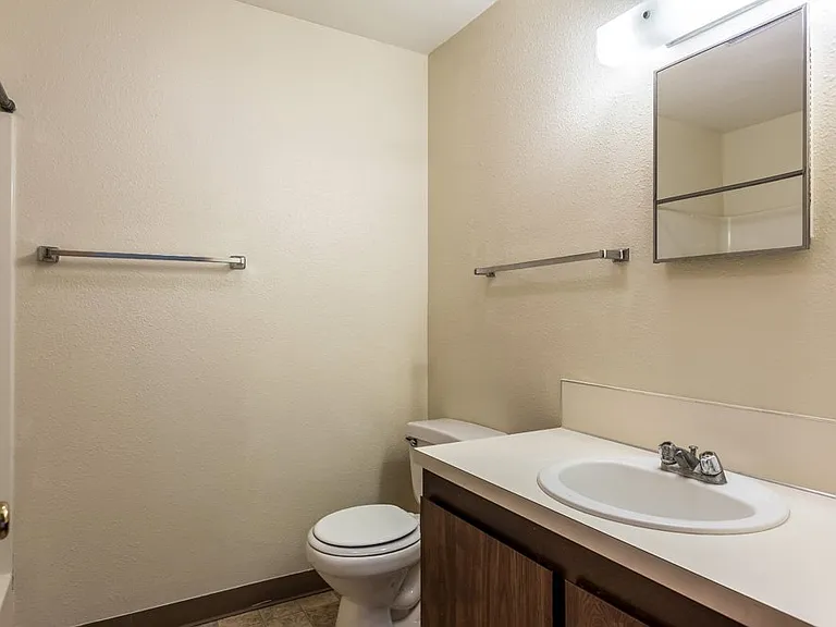 855 A St W — Photo 10