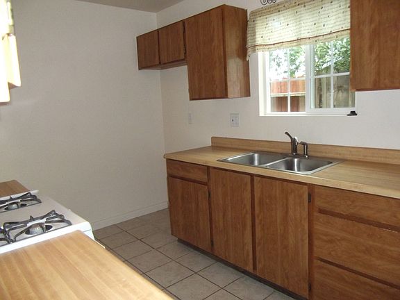 3rd image of 680 Palmer Dr