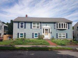 9 Cedarcrest Cir, West Roxbury, MA 02132