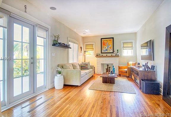 5th image of 1248 Milan Ave