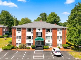 Andover's Colonial Drive Condominium, Andover, MA 01810