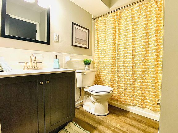 5th image of 10354 Parkman Dr APT A