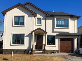 7 Pleasant View Ter, Wallington, NJ 07057