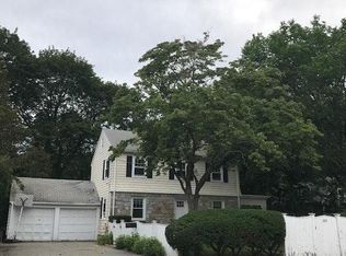 150 Cambridge St, Winchester, MA 01890