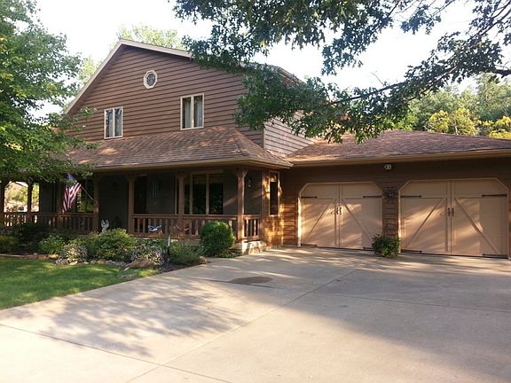 4th image of 29873 Woodfield Dr