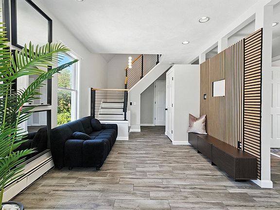 2nd image of 582 Eastern Ave