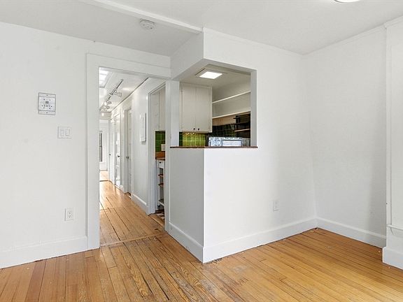 5th image of 49 Brimmer St APT 9